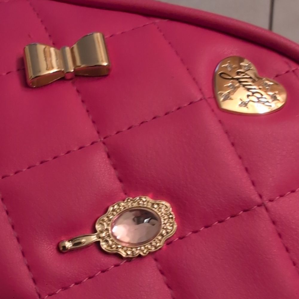 Juicy Couture "Girl Only" Quilted Hot Pink Crossbody With Cute Charms - Picture 4 of 14